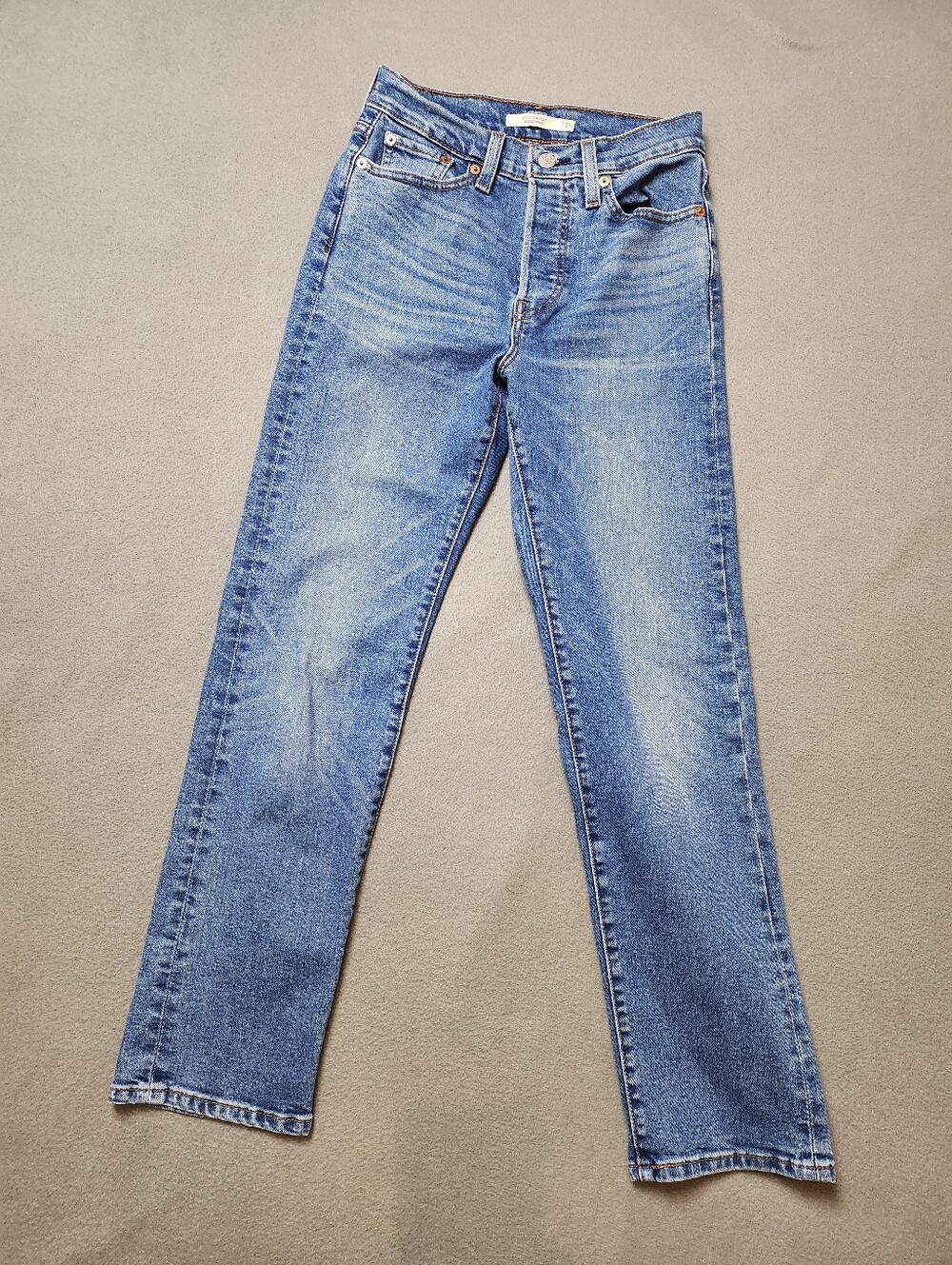 Levis Wedgie Straight Button Fly High Rise Premium Jeans Med Blue Wash Size 25